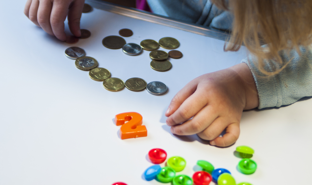 Guide To Teach Your Kids About Money